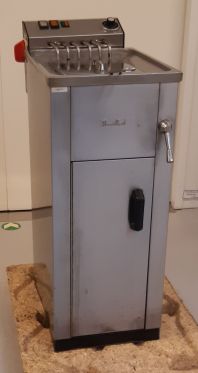 Elektrická fritéza s vodním filtrem Movilfrit FH 17