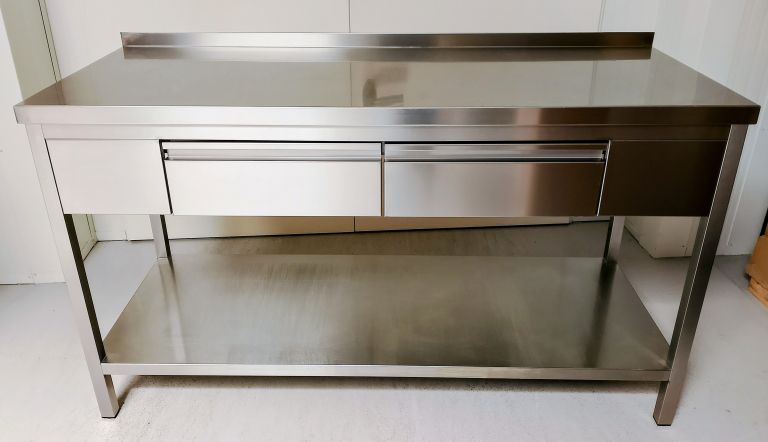 Pracovní stůl SPHZP